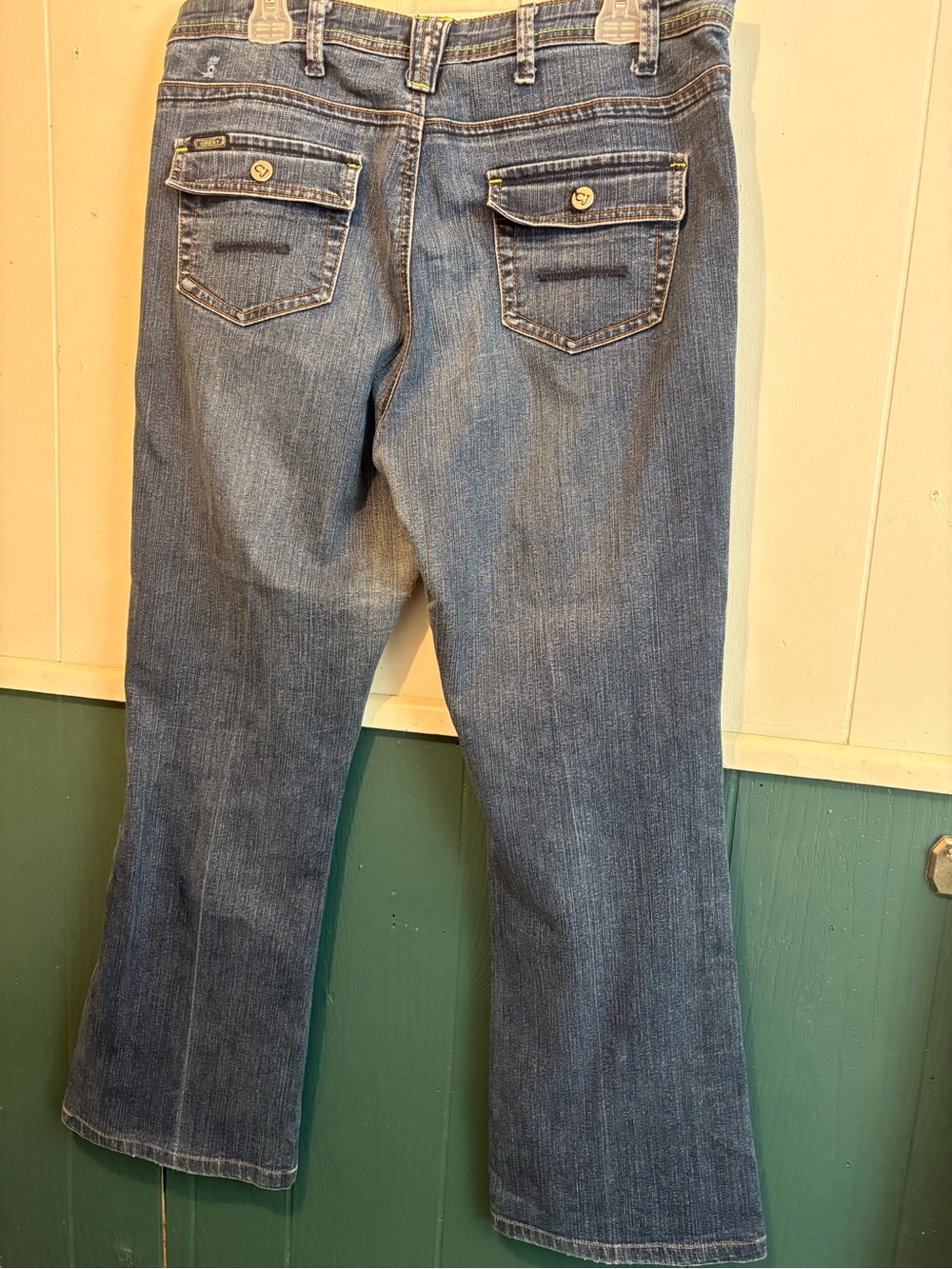 Crest Mid-Rise Bootcut Blue Denim Jeans with Flap Back Pockets